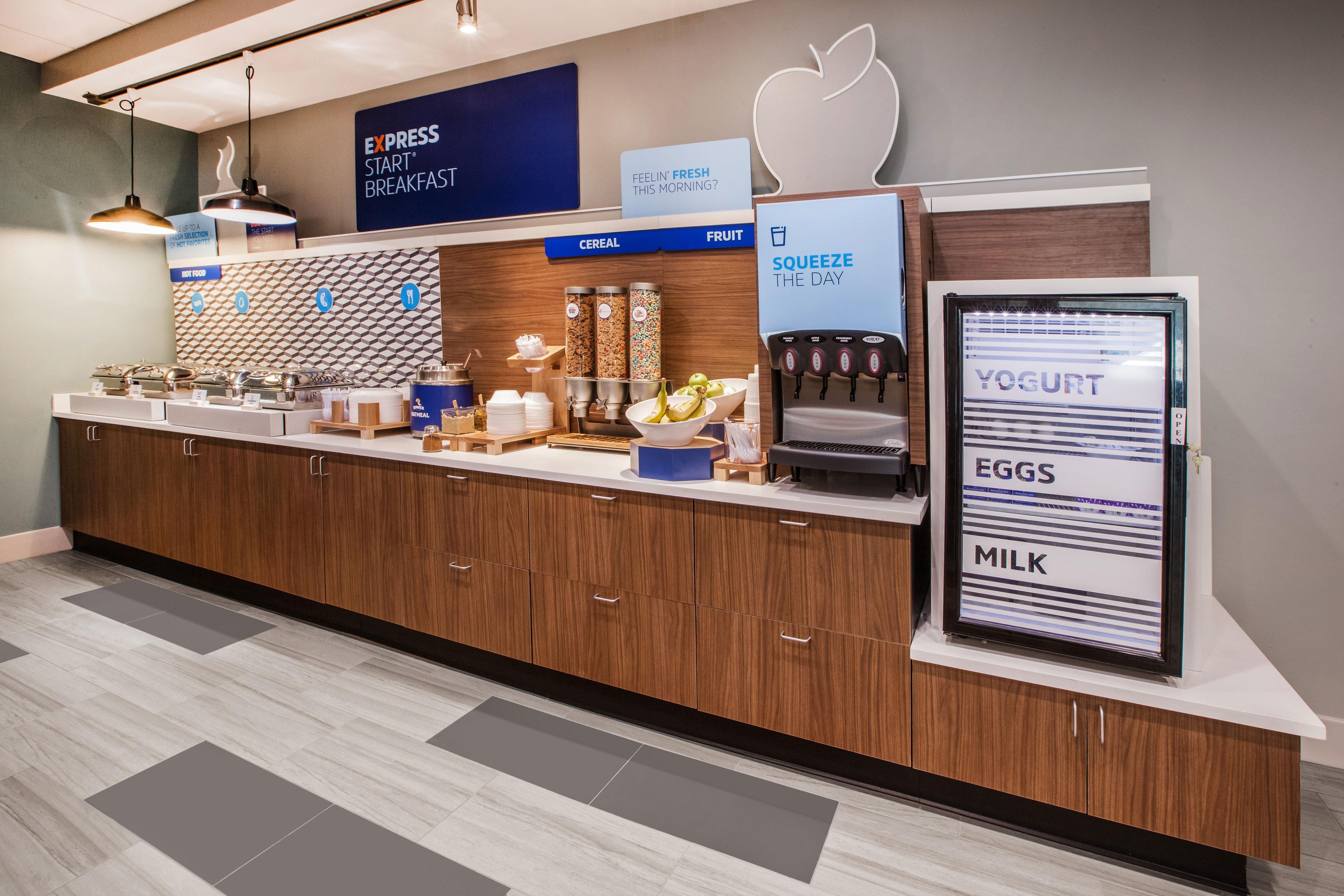 Holiday Inn Express & Suites - Elkhart North By Ihg Экстерьер фото