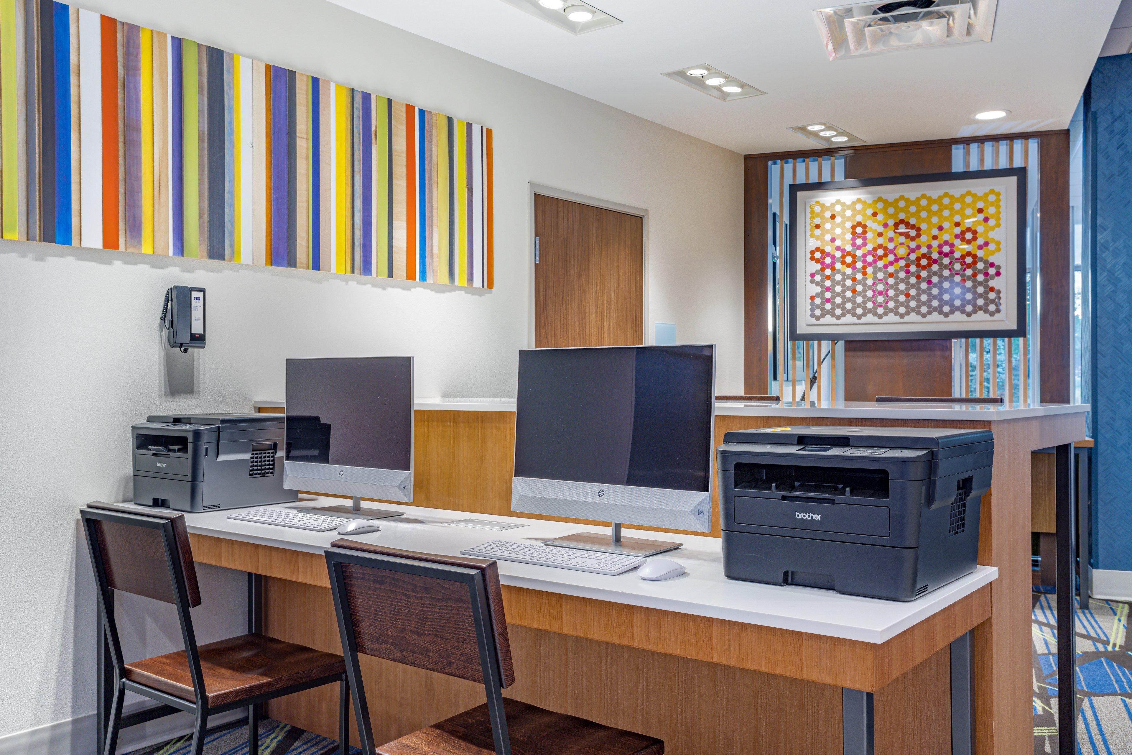 Holiday Inn Express & Suites - Elkhart North By Ihg Экстерьер фото