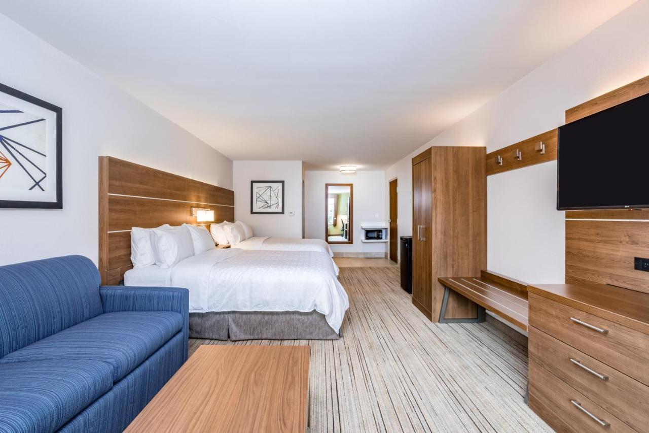 Holiday Inn Express & Suites - Elkhart North By Ihg Номер фото